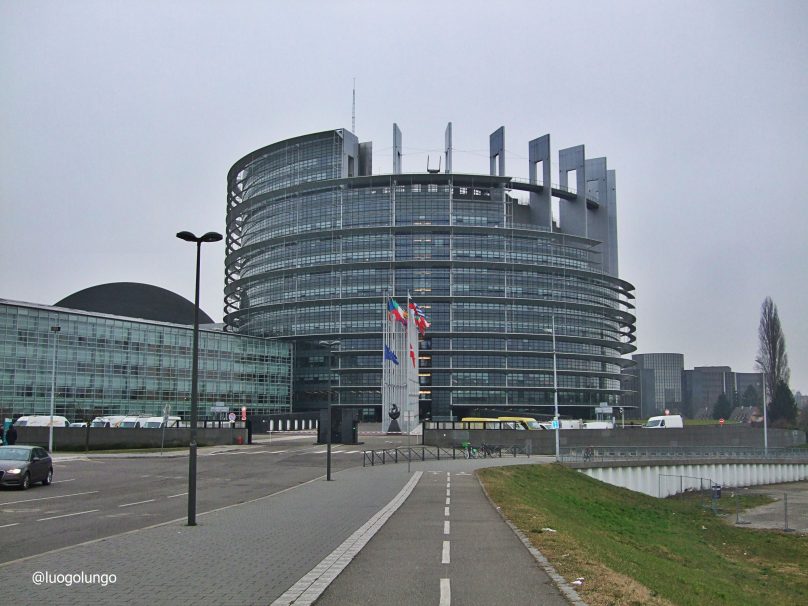 Parlamento Europeo_Strasburgo_luogolungo