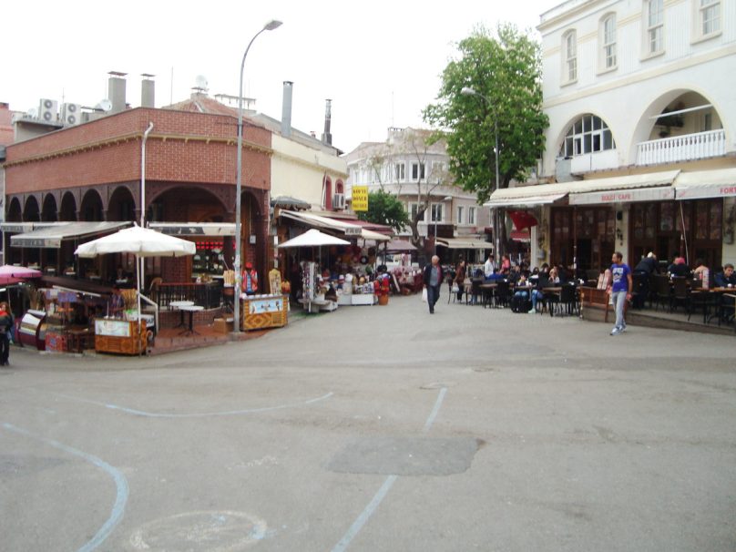 Büyükada_Istanbul_luogolungo_1